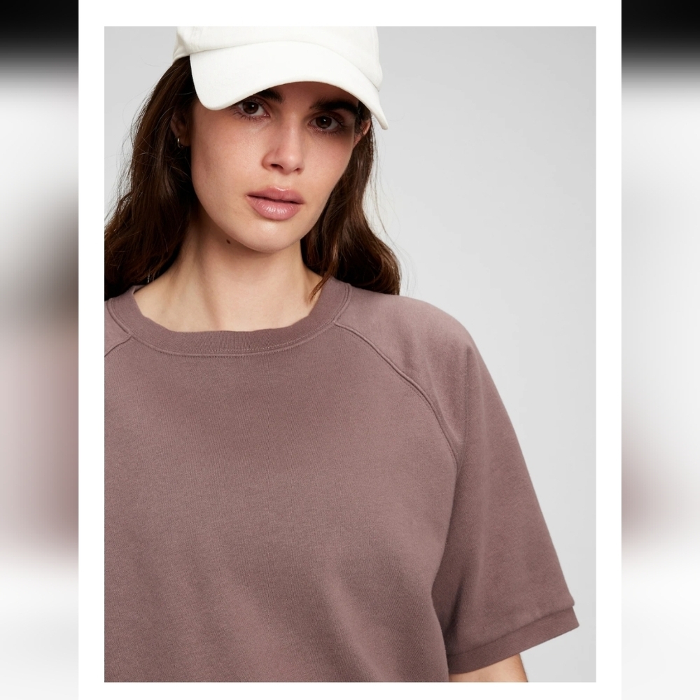 Gap Chocolate French Terry Short Slv Crewneck Sweatshirt Minimalist Neutral Fall